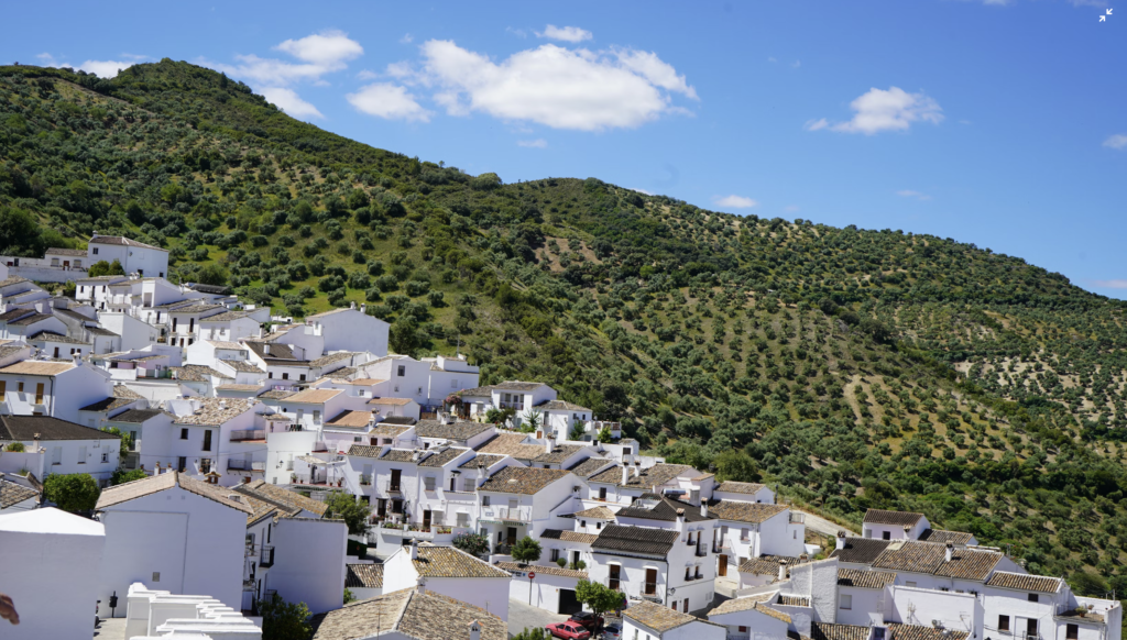 viaje en grupo pequeño por la Sierra Sur de Jaén con Wanderia Travel